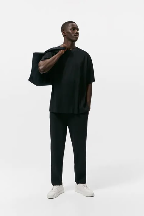 Black Trousers Outfit Man, Black Pants Outfit Men, Zara Men Outfits, Black Trousers Outfit, Trousers Outfit Men, Cropped Pants Men, Black Trousers Casual, Black Trousers Men, Black Pants Outfit