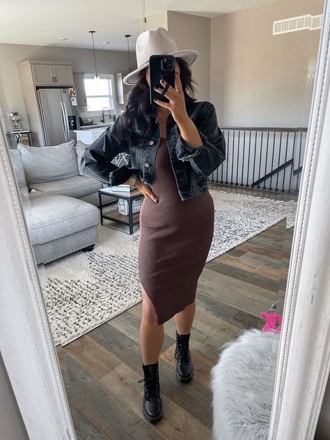 Brown Midi Dress Outfit, Doc Martens And Dress, Fall Outfits Doc Martens, Jacket And Dress Outfit, Denim Jacket And Dress, Ribbed Dress Outfit, Casual Classy Outfits, Rome Outfits, Midi Dress Outfit