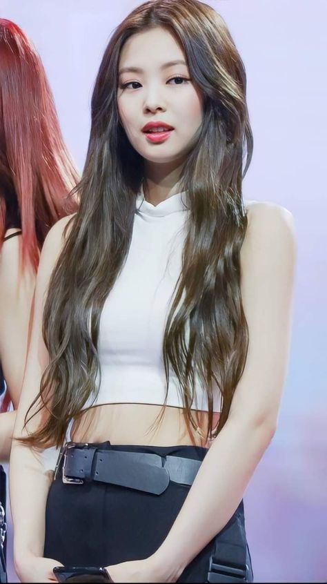 Kim Hair, Jennie Kim Blackpink, Long Hair Women, Jennie Kim, Blackpink Fashion, Blackpink Jennie, Favorite Color, Long Hair, Black Color