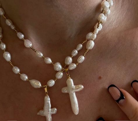 Baroque Shell Cross Pearl Beaded Necklace , Pendant.  | eBay Coachella 23, Ibiza Outfit, Pearl Cross Necklace, Barbra Streisand, Baroque Pearl Necklace, Beaded Cross, Jewelry Accessories Ideas, Pendent Necklace, Shop Jewelry