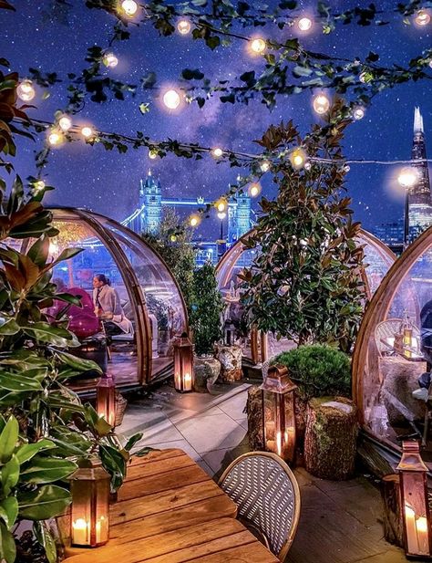 The only way to be successful in life is to be able to accept change and adapt.   Enjoy beautiful scenery while keeping social distancing 💫✨💫✨  📍London, UK 📸Butnomatter.theroadislife #londontravel #uk #igloo #socialdistance Coppa Club, Secret London, Colourful Living Room Decor, Instagram London, Tower Bridge London, London Christmas, Sparkling Lights, Rooftop Restaurant, Uk London