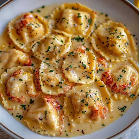 Lobster Ravioli, Gourmet Dinner, Lemon Butter Sauce, Easy Entertaining, Lemon Butter, Butter Sauce, Ravioli, I Love Food, Fish Recipes