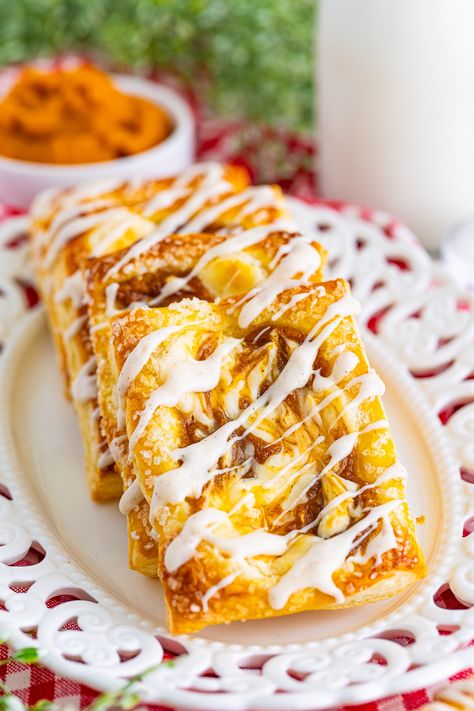 Pumpkin Danish, Deserts With Cream Cheese, Monkey Breads, Streusel Topping Recipe, Cream Cheese Puff Pastry, Cream Cheese Recipe, Cream Cheese Pastry, Cream Cheese Danish, Cheese Pastry