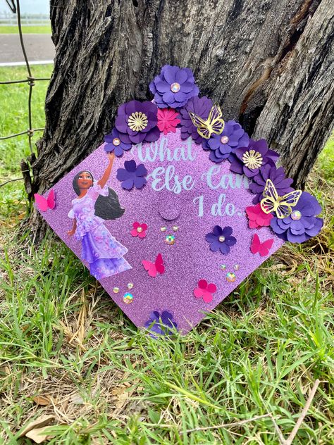 Cap Decoration Graduation Preschool, Kindergarten Cap Decoration Ideas Girl, Cap Decoration Graduation Kindergarten, Kinder Grad Cap Ideas, Vpk Graduation Cap Designs, Prek Cap Decoration, Kindergarten Graduation Hat Ideas, Kindergarten Grad Cap Ideas, Graduation Cap Designs Preschool