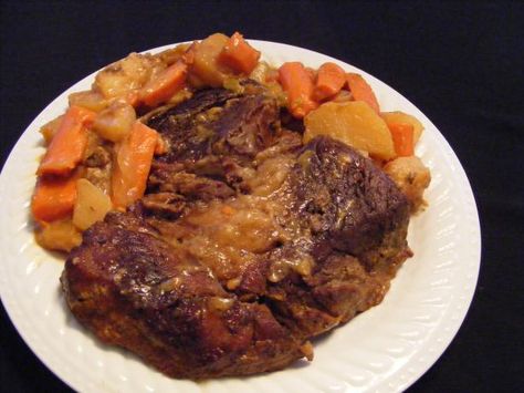 Crock Pot - Best Chuck Roast Best Chuck Roast Recipe, Chuck Roast Crock Pot Recipes, Crock Pot Chuck Roast, Chuck Roast Recipe, Beef Roasts, Meat Entrees, Kitchen Bouquet, Chuck Roast Recipes, Beef Pot Roast