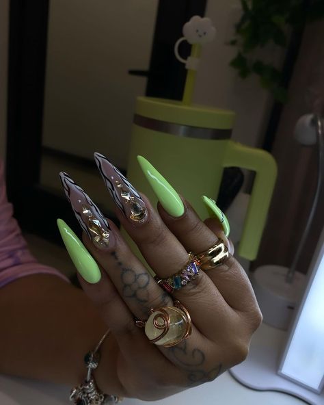 Spring is OTW 🪴🦋✨🥳 #springnails #greennails #NailsbyLeticexo #Reels #NailReels #fyp for a #NailsByLetice #atlnails #Longnails #Blingy… | Instagram Money Green Nails, Point Nails, Coffin Nail Designs, Fancy Nails Designs, Pointed Nails, Nails Salon, Nail Nail, Fancy Nails, Green Nails