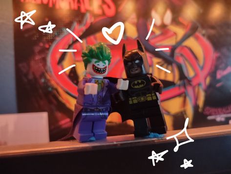 Lego Joker And Batman Matching Icons, Lego Batman And Joker Matching Pfps, Lego Joker And Batman, Lego Joker Pfp, Batjokes Lego, Batman And Joker Matching Pfp, Lego Batman X Joker, Lego Batman Pfp, Lego Batman And Joker