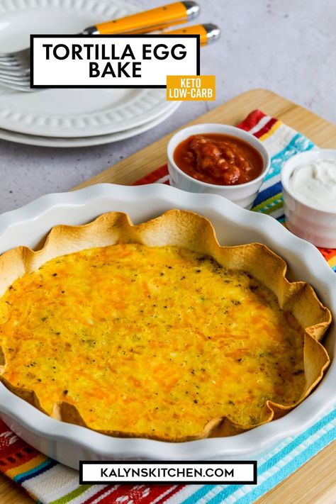 Pinterest image for Tortilla Egg Bake shown in pie plate with salsa, sour cream, plates, and forks in back. Egg Tortilla, Healthier Me, Low Sugar Diet Recipes, Healthy Low Fat Recipes, Healthy Low Carb Snacks, Egg Bake, No Carb Recipes, Low Carb Low Sugar, Best Low Carb Recipes