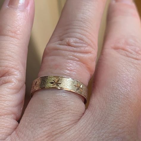 Chunky wedding band