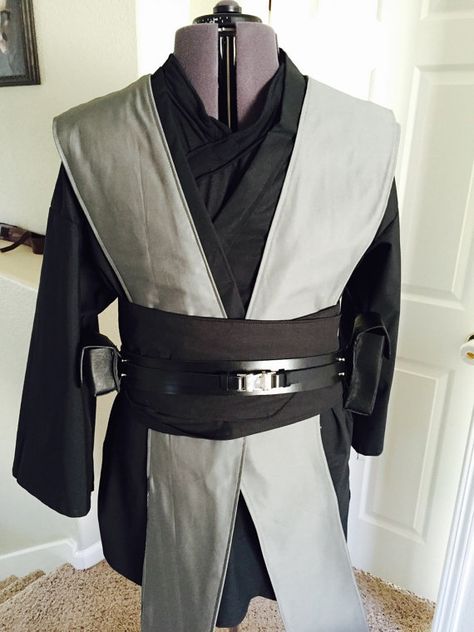 Grey Jedi Robe Tunic, Tabards , Obi set with Leather Belt and pouch Gray Jedi, Jedi Robes, Sith Costume, Jedi Tunic, Jedi Outfit, Jedi Cosplay, Jedi Robe, Jedi Costume, Grey Jedi