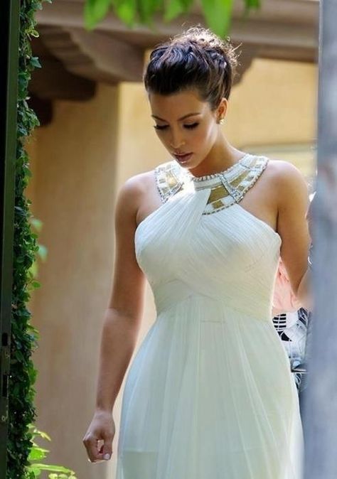 ancient Egyptian Greece roman dress with neck collar Egyptian Wedding, Greek Goddess Dress, Estilo Kardashian, Grecian Dress, Kim Dress, Kim Kardashian Style, Goddess Dress, Kardashian Style, Inspirational Celebrities