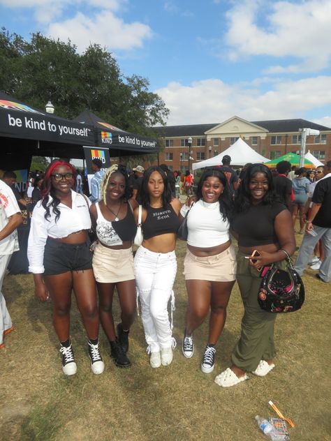 Homecoming Tailgate Outfit Hbcu, Famu Outfit, Famu College Aesthetic, Homecoming Outfits Hbcu, College Homecoming Outfit, Hbcu Homecoming Outfits Tailgate, Hbcu Aesthetic, Famu Homecoming, Hbcu Homecoming Outfits