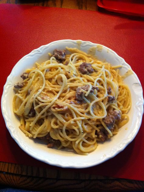 Check out this recipe I found on BigOven! German Spaghetti, German Noodles, Canadian Recipes, German Cooking, Cheesy Spaghetti, German Foods, Oktoberfest Food, Pasta Noodle Recipe, French Canadian