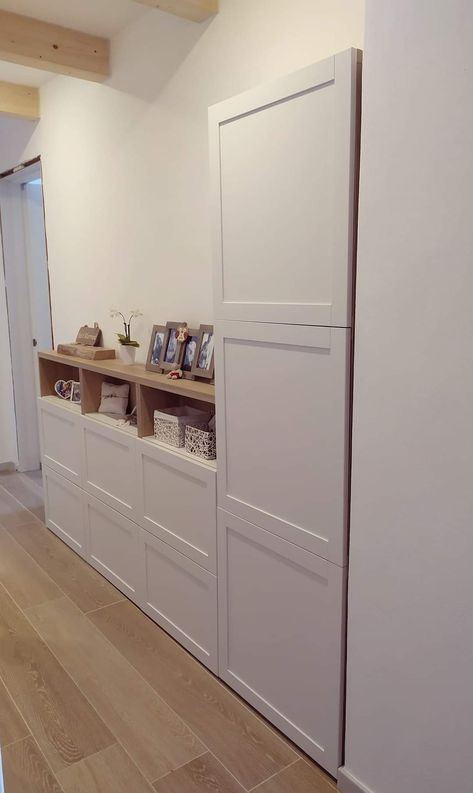 Small Hallway Wardrobe Ideas, Library House, Small Hallway Ideas, Shoe Cupboard, Entrance Furniture, Small Condo, Drop Zone, Small Hallways, Home Entrance Decor