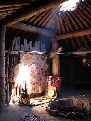 / Lewis And Clark Trail, Dome Structure, Unusual Buildings, Indian Village, Location Inspiration, Dome House, Indian Architecture, Interior Photo, Ancient Architecture