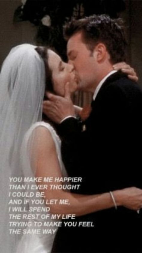 Monica And Chandler Quotes, Monica And Chandler Lockscreen, Friends Tv Show Wallpaper, Chandler Quotes, Monica And Chandler, Lockscreen Aesthetic, Friends Cast, Friends Moments, Friends Series