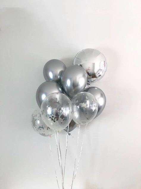 21 Balloons, Filling Balloons, Chrome Balloons, Silver Balloons, Silver Room, Silver Confetti, Clear Balloons, Silver Balloon, Up Balloons