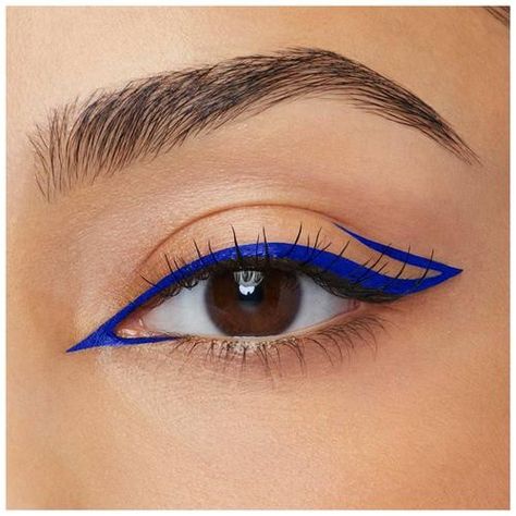 #eyes #blue #eyeliner #art #bluelove Brown Eyes Blue Eyeliner, Light Blue Prom Makeup, Blue Prom Makeup, Blue Eyeliner Looks, Eyeliner Art, Coloured Eyeliner, Color Eyeliner Makeup, Blue Eyeliner Makeup, White Eye Makeup