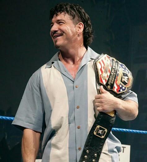 Eddie Guerrero with the US Title Eddie Guerrero, Wwe Pictures, Tna Impact, Wrestling Stars, Wrestling Superstars, Wwe Champions, Wrestling Wwe, Sports Basketball, Professional Wrestling