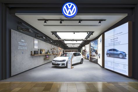 » Volkswagen showroom by Dalziel & Pow, Bullring – UK Volkswagen Showroom, Car Showroom Interior, Cars Showroom, Car Showroom Design, Virtual Showroom, Car Display, Retail Lighting, Interactive Walls, Delivery Room