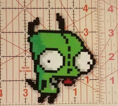 Tv Girl Perler Beads, Gir Invader Zim Perler Beads, Invader Zim Alpha Pattern, Gir Pixel Art Invader Zim, Gir Perler Bead, Gir Perler Pattern, Invader Zim Perler Beads, Invader Zim Pixel Art, Emo Perler Beads