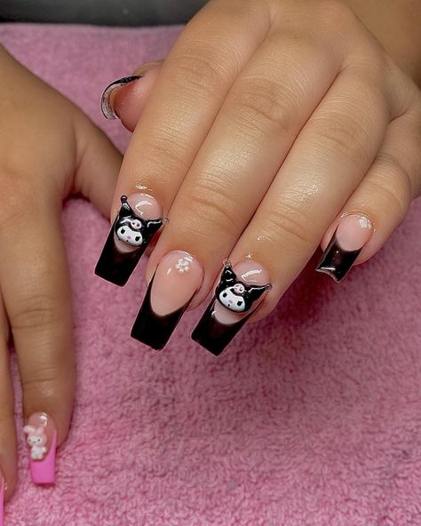 Sanrio Nail Inspiration, Sanrio Acrylic Nails Short, Sanrio Nails With Charms, Kuromi French Tips, Sanrio Nail Charms, Black Sanrio Nails, Back2school Nails, Sanrio Charm Nails, Hello Kitty Nail Charms