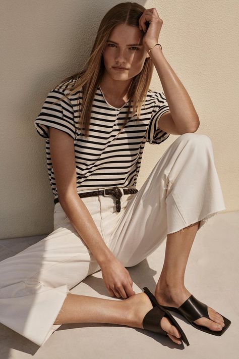 Seaside Collection 2021 (Massimo Dutti) Massimo Dutti Outfit, Massimo Dutti Dress, White Trousers, Summer Attire, Neutral Outfit, True Blue, Urban Outfits, Massimo Dutti, Spring Summer Outfits