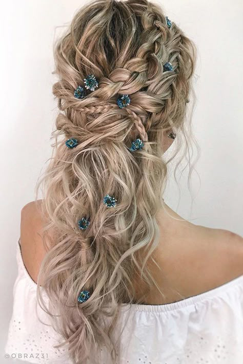 42 Amazing Boho Wedding Hairstyles For Tender Bride | Wedding Forward Boho Wedding Hairstyles, Bohemian Wedding Hair, Boho Bridal Hair, Prom Hair Down, Boho Wedding Hair, Wedding Hair Inspiration, Boho Hairstyles, Braids For Long Hair, Wedding Hair And Makeup