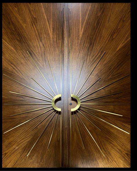 Building a Radial Door | modernarmada Doorknob Ideas, Double Entry Door, New Door Design, Joseph Eichler, Italian Doors, Double Entry, Double Entry Doors, Front Door Entrance, Brass Door Handles