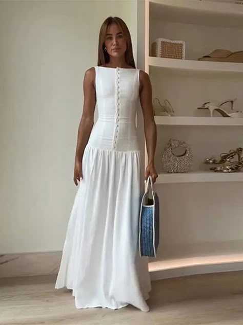 White maxi dress outfit