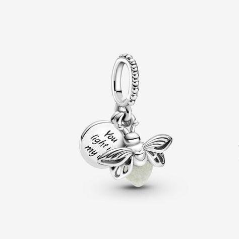 Pandora Passions Glow-In-The-Dark Firefly Dangle Charm 799352c01 Pandora Charms Firefly, Glow In The Dark Pandora Charm, Pandora Dangle Charms, Disney Charms Pandora, Pandora Me Charms, Cute Pandora Charms, Pandora Charms Pink, Pandora Bracelet Charms Ideas, Pandora Charms Disney