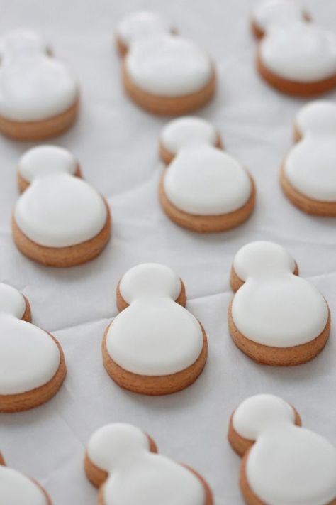 Skippy Peanut Butter Cookies, Snowmen Cookies, Cut Out Cookie Recipe, Frozen Cookies, Dough Recipes, Royal Icing Recipe, Butter Cookies Recipe, Chip Cookie Recipe, Icing Recipe