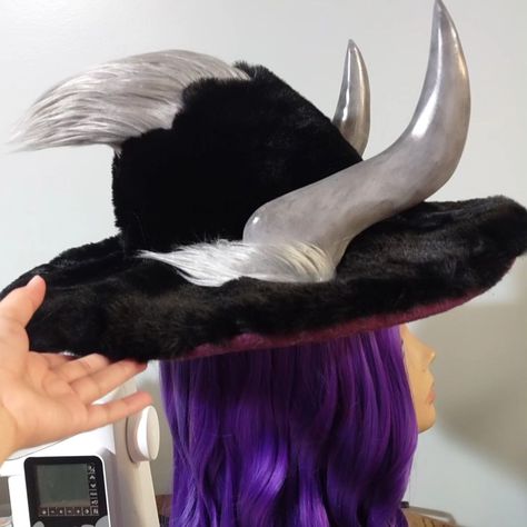 Leeann Guillen on Instagram: “My hat all most done! #luzcosplay #luz #theowlhouse #titanluzcosplay” Titan Luz Cosplay, Toh Cosplays, Luz Cosplay, Titan Luz, Raven Cosplay, Halloween 23, Lovely Complex, Cosplay Inspiration, Scary Art