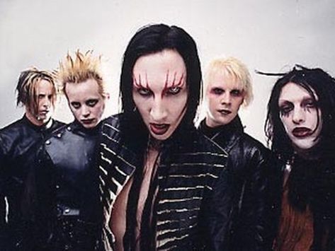 Which Marilyn Manson Band Member are you? Twiggy Ramirez, Brian Warner, Goth Princess, John 5, Copyright Music, Marilyn Manson, Latest Music, Lead Singer, Free Music