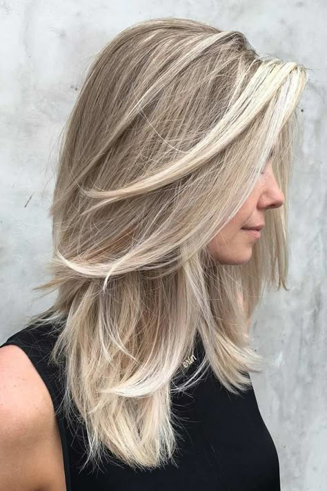 Stylish and Fun Long Layered Haircuts ★ See more: http://lovehairstyles.com/stylish-fun-long-layered-haircuts/ Haircuts For Long Hair With Layers, Medium Length Hairstyles, Balayage Blonde, Long Layered Haircuts, Super Hair, Long Blonde, Short Hairstyle, Long Layered Hair, Haircuts For Long Hair