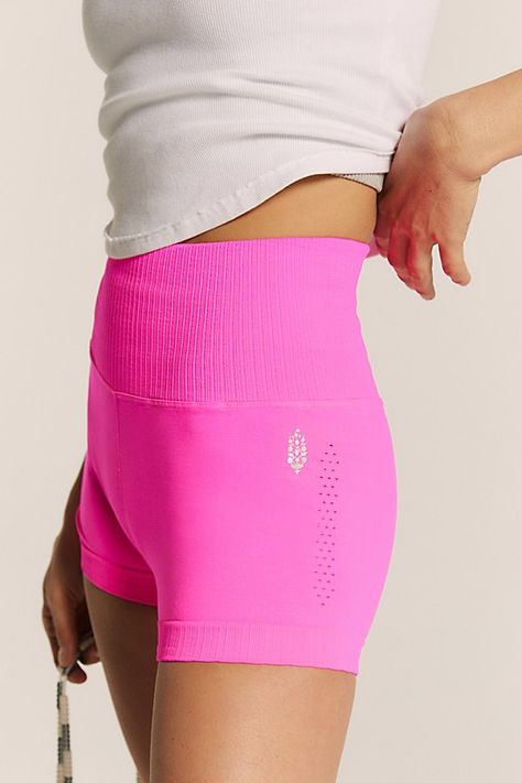 Cute Running Outfit, Alt Summer Outfits, Workout Short, Free People Activewear, Pink Workout, Summer Beach Outfit, Good Karma, Pink Fits, Free People Movement