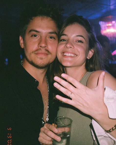 Palvin Barbara, Dylan Sprouse, Beautiful Disaster, Vintage Romance, Relationship Goals Pictures, Power Couple, Barbara Palvin, The Duff, Celebrity Couples