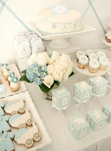 Boy Baby Shower Ideas - Blue #Baby Blocks Torturi Baby Shower, Boy Baby Showers, Idee Babyshower, Boy Baby Shower Ideas, Shower Inspiration, Baby Shower Table, Baby Shower Inspiration, Fiesta Baby Shower, Shower Bebe