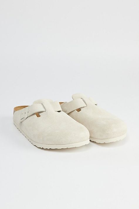 Classic Birkenstock Boston clogs with a soft footbed. Essential suede clogs with buckle closures at the sides. Features a molded footbed for comfortable wear and a textured EVA outsole. Features Birkenstock Boston soft footbed clog Slip on suede clogs Buckle side closure Molded footbed Textured outsole Content + Care Suede, leather, rubber Spot clean Imported Size + Fit Birkenstock regular width Fits like a medium D width | Birkenstock Boston Soft Footbed Clog in White, Men's at Urban Outfitters