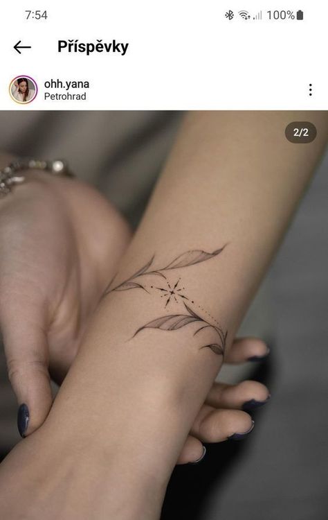 Leaf Bracelet Tattoo, Arm Cuff Tattoo, Wrap Around Wrist Tattoos, Wrist Band Tattoo, Wrist Bracelet Tattoo, Tattoo Band, Cuff Tattoo, Wrist Tattoo Ideas, Wrap Tattoo