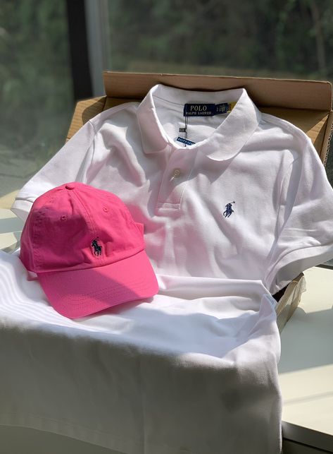 Polo Clothes, Girlie Aesthetic, Poisoned Apple, Ralph Lauren Fashion, Preppy Brands, Polo Outfit, Gentleman's Wardrobe, Preppy Mens Fashion, Cool Outfits For Men