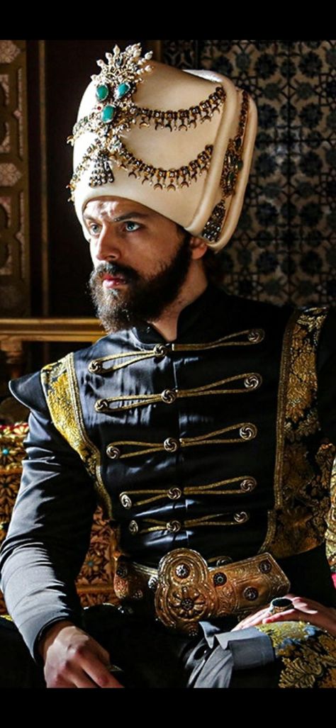 Mehmed The Conqueror, Murad Iv, Sultan Murad, Persian Warrior, Friendship Photos, Medieval Clothing, Historical Drama, Ottoman Empire, Middle Eastern