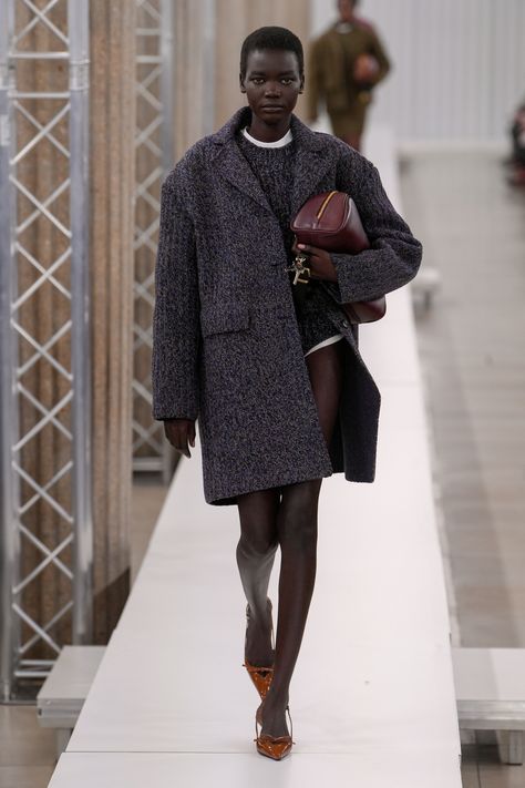 Miu Miu Aw23, Miu Miu Fall 2023, Trend Coat, Tights Fashion, Winter Girls, Fall 2023, 가을 패션, Couture Fashion, Modest Fashion