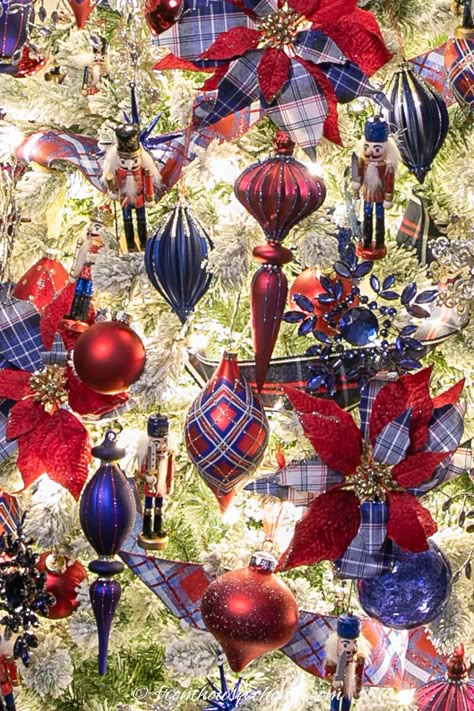 For some holiday decorating inspiration, these red and blue nutcracker Christmas tree ideas are a traditional Christmas theme that represents good luck and good will. Perfect for the holiday season! White Nutcracker Christmas, Glam Christmas Decor Ideas, White Nutcracker, Blue Nutcracker, Make Christmas Tree, Nutcracker Christmas Tree, Glam Christmas Decor, Christmas Entryway, Red Christmas Decor