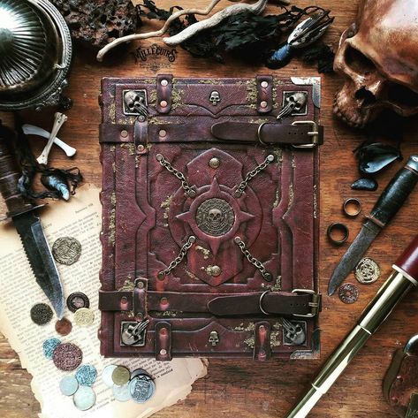 Grand Grimoire of pirates - wedding guestbook by MilleCuirs Pirate Book Cover, Pirates Theme, Pirate Wedding, Book Spines, Leather Book Covers, Handmade Leather Journal, Magical Book, Pirate Treasure, Cool Books