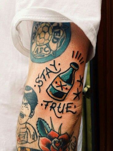 Stay true bottle Stay True Tattoo, Traditional Tattoo Filler, Traditional Tattoo Man, Man With Tattoos, Tato Tradisional, Tattoo Sleeve Filler, Pineapple Tattoo, Sailor Jerry Tattoos, Tattoo Filler