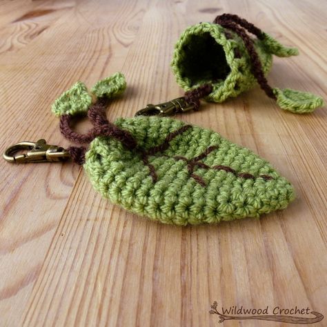 Crochet Leaf Pouch, Leaf Bag Crochet, Crochet Key Pouch, Renn Faire Crochet, Crochet Foraging Bag, Crochet Leaf Bag, Crochet Earphone Pouch, Mythical Accessories, Renn Faire