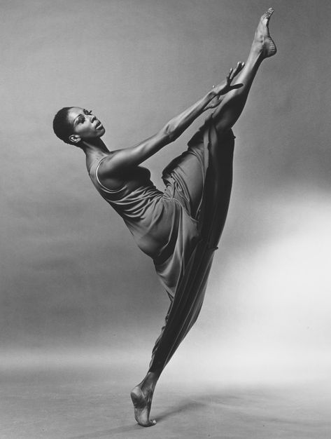 Alvin Ailey American Dance Theater at 60 – in pictures American Dance, Black Dancers, Contemporary Ballet, Dance Pose, Dancer Photography, Dance Photography Poses, Alvin Ailey, Black Ballerina, Female Dancers