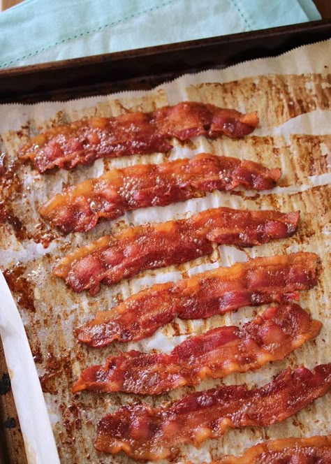 Crispy Bacon In Oven, Oven Bacon, Oven Cooked Bacon, Oven Baked Bacon, Carlsbad Cravings, Bacon In The Oven, How To Make Bacon, Food Cafe, Cooking Bacon