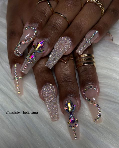 Freestyle Birthday Nails, Birthday Nails Aquarius, 21st Birthday Nails Pisces, Zodiac Nails Designs Aquarius, Birthday Sign Nails Pisces, Birthday Nails Libra Black, Libra Birthday Nails, Libra Birthday Nails Design Long, Scorpio Nails